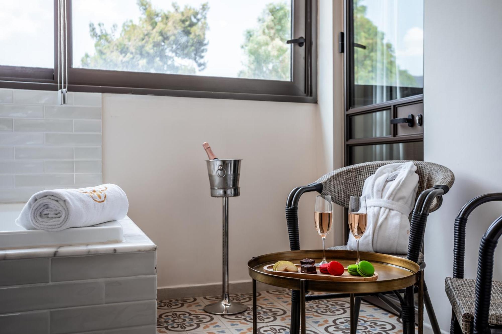 Edmond Luxury Hotel & Spa Rosh Pina Extérieur photo